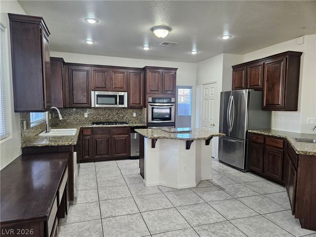 10134 Reflection Brook Avenue, Las Vegas, NV 89148