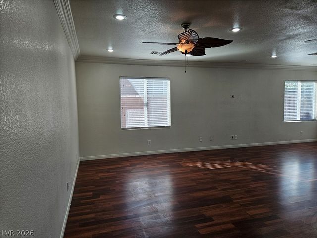 10134 Reflection Brook Avenue, Las Vegas, NV 89148