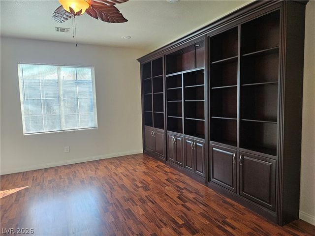 10134 Reflection Brook Avenue, Las Vegas, NV 89148