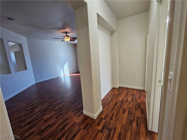 10134 Reflection Brook Avenue, Las Vegas, NV 89148