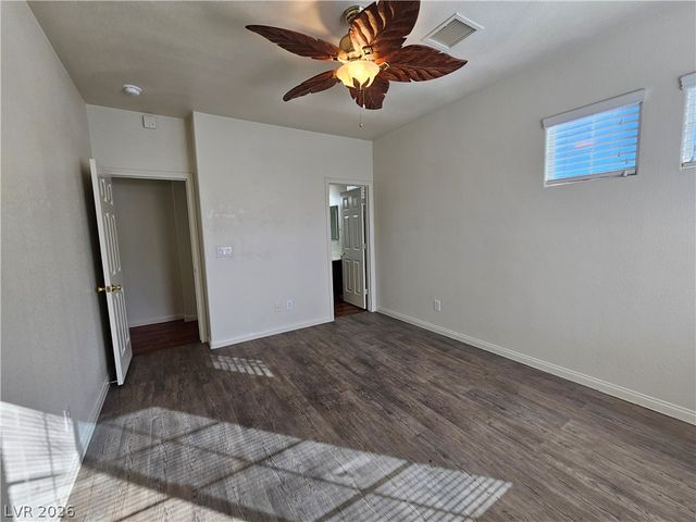 10134 Reflection Brook Avenue, Las Vegas, NV 89148
