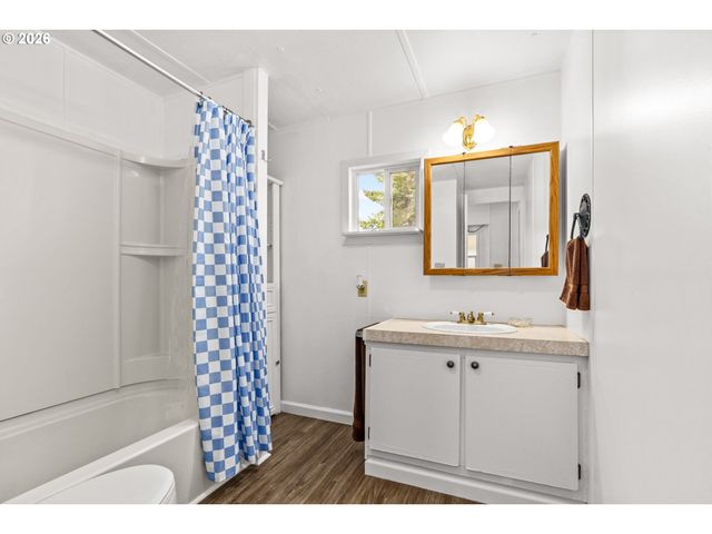 1199 N TERRY St 258, Eugene, OR 97402