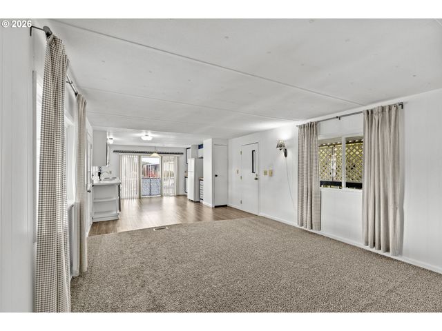 1199 N TERRY St 258, Eugene, OR 97402