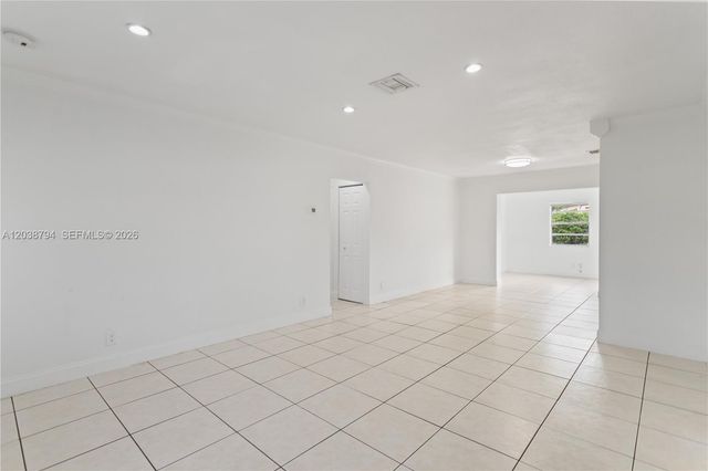 4151 SW 56th Avenue, Davie, FL 33314