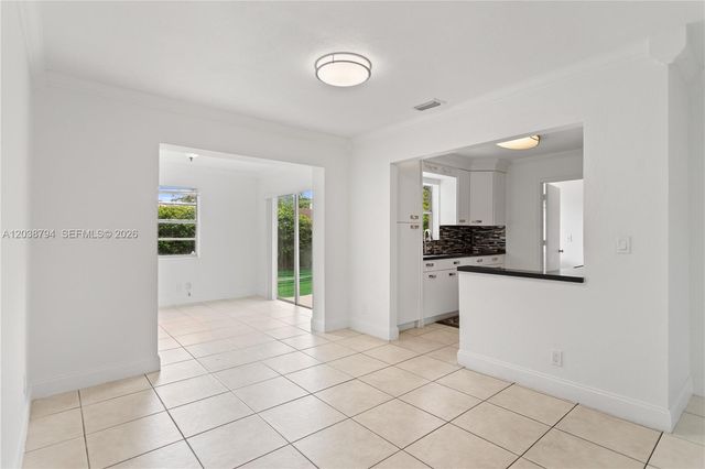 4151 SW 56th Avenue, Davie, FL 33314