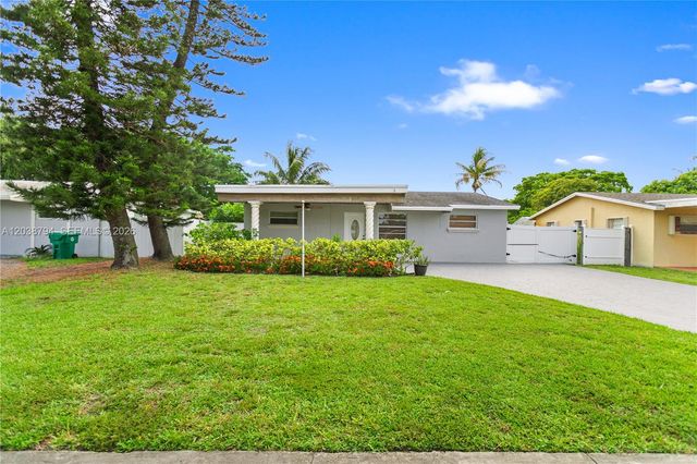 4151 SW 56th Avenue, Davie, FL 33314