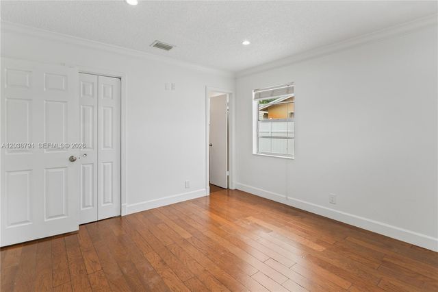 4151 SW 56th Avenue, Davie, FL 33314