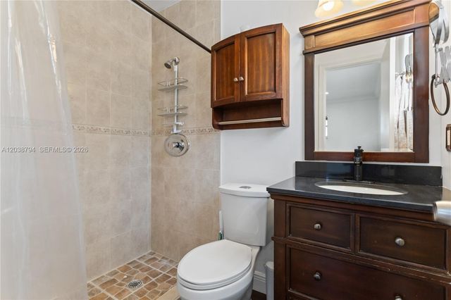 4151 SW 56th Avenue, Davie, FL 33314
