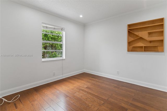 4151 SW 56th Avenue, Davie, FL 33314