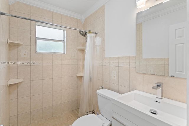 4151 SW 56th Avenue, Davie, FL 33314