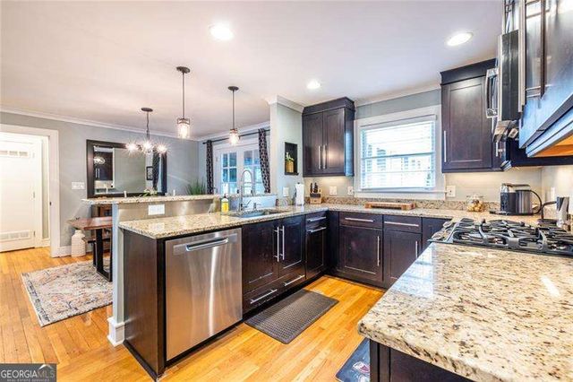2443 Hunting Valley Drive, Decatur, GA 30033
