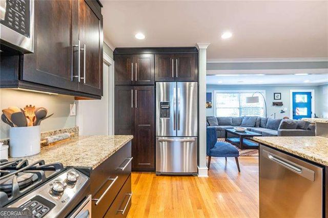 2443 Hunting Valley Drive, Decatur, GA 30033