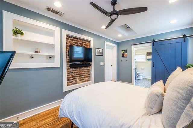 2443 Hunting Valley Drive, Decatur, GA 30033