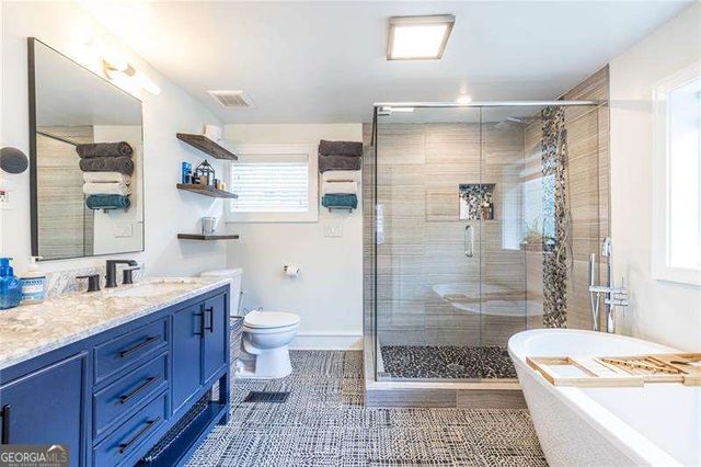 2443 Hunting Valley Drive, Decatur, GA 30033