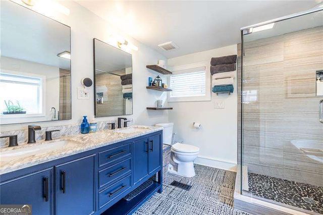 2443 Hunting Valley Drive, Decatur, GA 30033