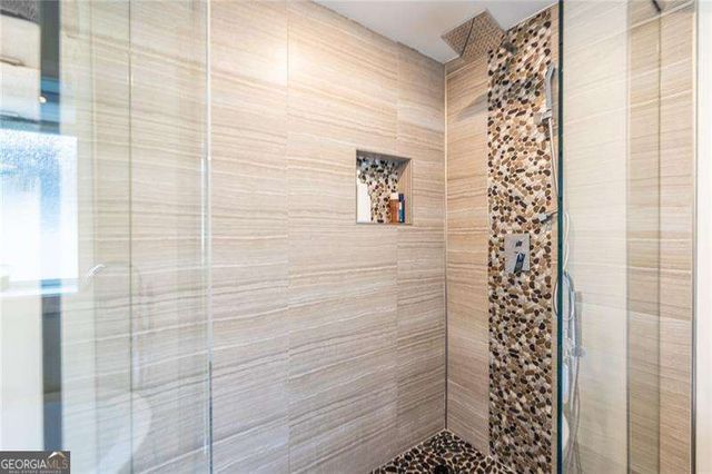 2443 Hunting Valley Drive, Decatur, GA 30033