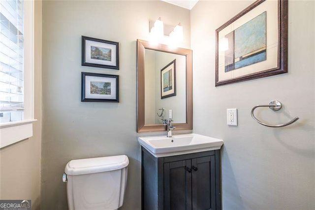 2443 Hunting Valley Drive, Decatur, GA 30033