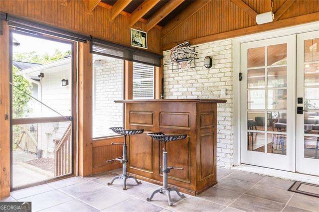 2443 Hunting Valley Drive, Decatur, GA 30033