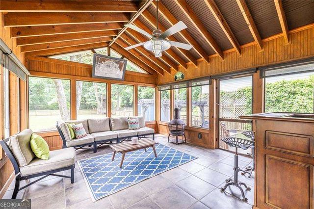 2443 Hunting Valley Drive, Decatur, GA 30033
