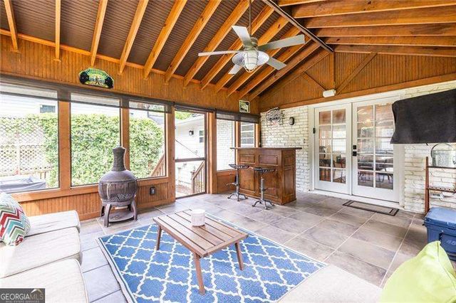 2443 Hunting Valley Drive, Decatur, GA 30033