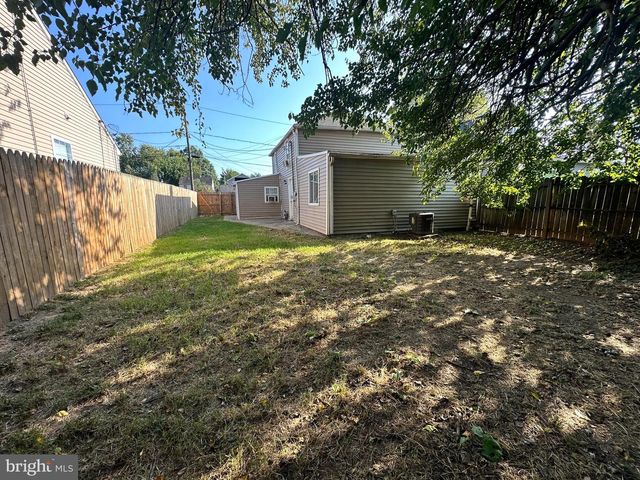 16 TYRONE AVE, New Castle, DE 19720