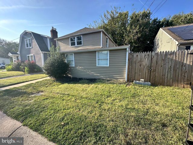 16 TYRONE AVE, New Castle, DE 19720