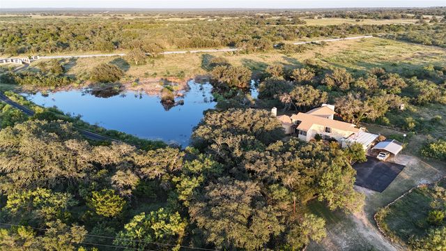 2992 County Road 100, Brady, TX 76825