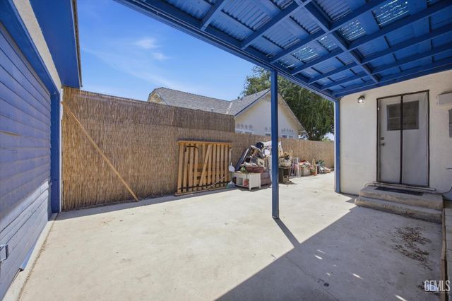 428 Francis Street, Bakersfield, CA 93308