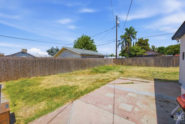 428 Francis Street, Bakersfield, CA 93308
