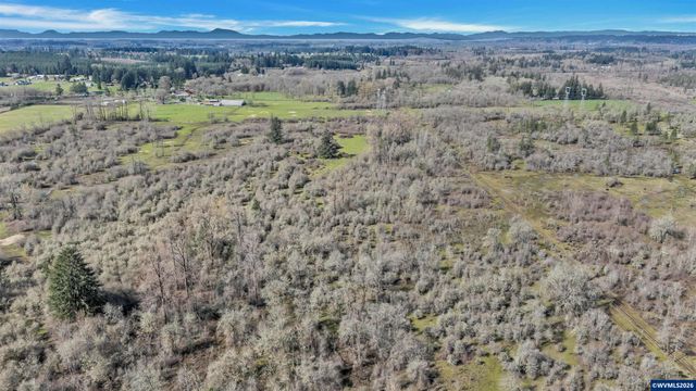 35377 Ede Rd, Lebanon, OR 97355