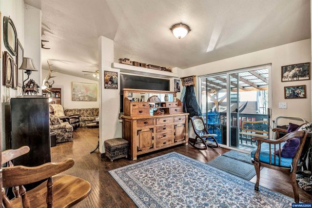 35377 Ede Rd, Lebanon, OR 97355