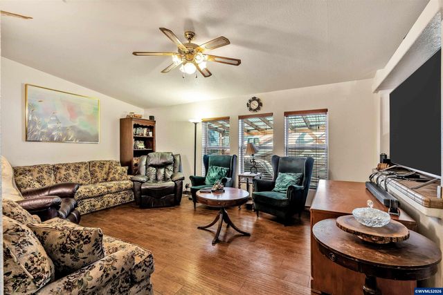 35377 Ede Rd, Lebanon, OR 97355