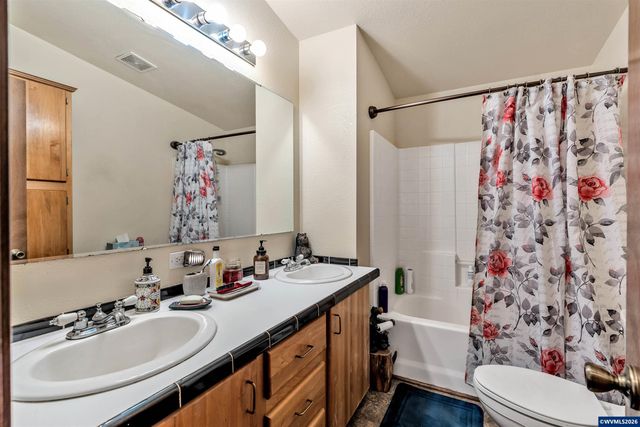 35377 Ede Rd, Lebanon, OR 97355