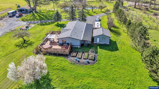 35377 Ede Rd, Lebanon, OR 97355