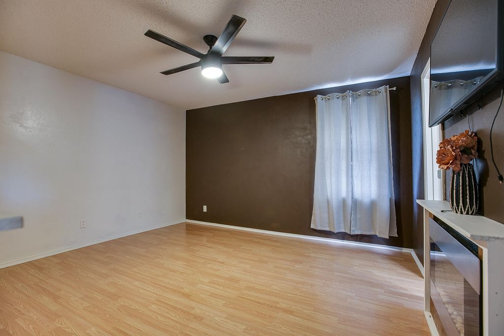 Image 15 of property listing at 2306 1st Atlas Street, San Angelo, TX 76905