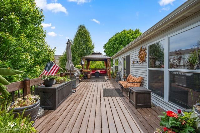 5307 Floralwood Court, Plainfield, IL 60586