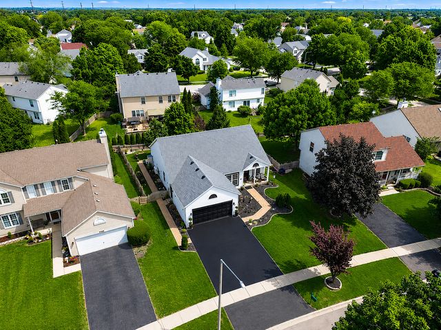 5307 Floralwood Court, Plainfield, IL 60586