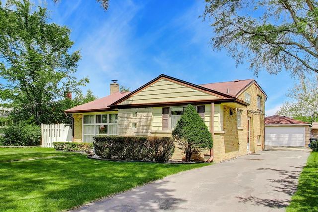 8919 Olcott Avenue, Morton Grove, IL 60053