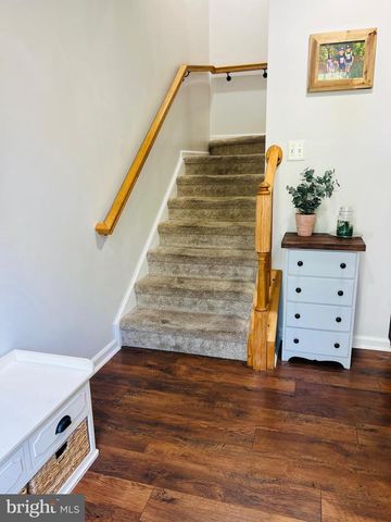 6007 NEWPORT LN, Frederick, MD 21701