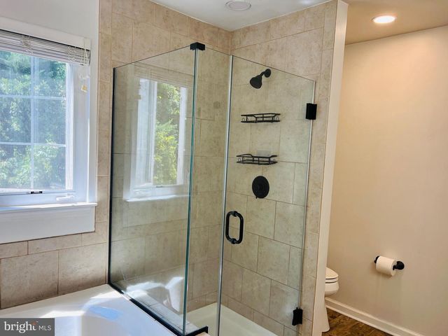 6007 NEWPORT LN, Frederick, MD 21701