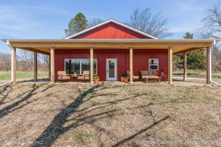 6530 Riverside Road, Saugatuck Twp, MI 49408
