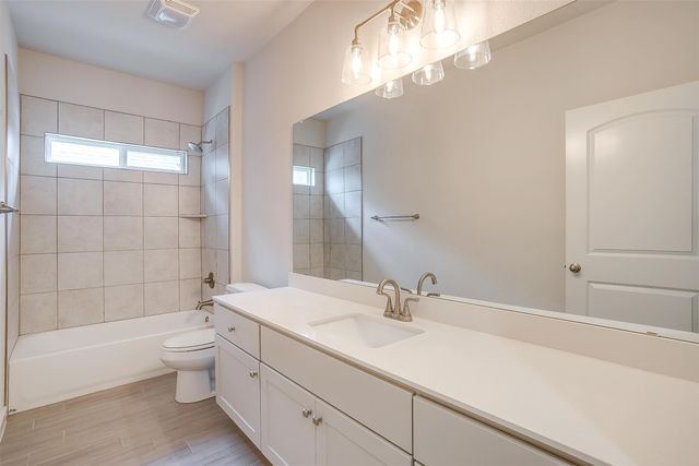 2664 Streamside Drive, Burleson, TX 76028