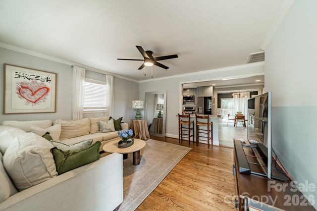 3723 Litchfield Road, Charlotte, NC 28211