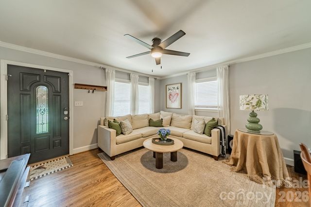 3723 Litchfield Road, Charlotte, NC 28211