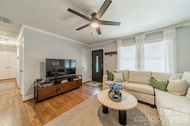 3723 Litchfield Road, Charlotte, NC 28211