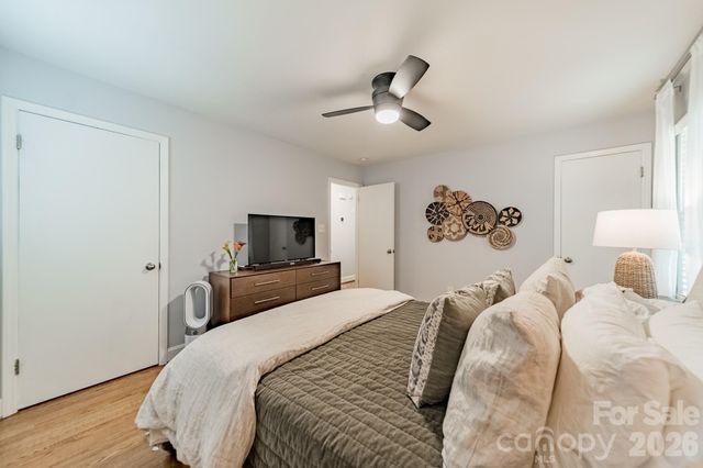 3723 Litchfield Road, Charlotte, NC 28211