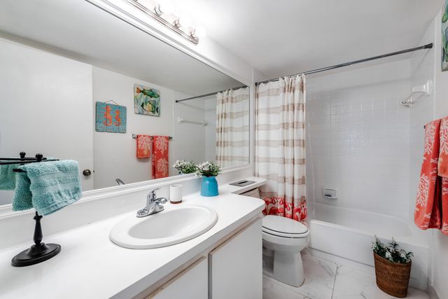 15244 Lakes Of Delray Boulevard 304, Delray Beach, FL 33484