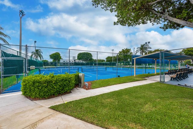 15244 Lakes Of Delray Boulevard 304, Delray Beach, FL 33484