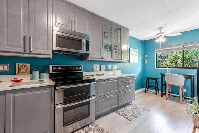 15244 Lakes Of Delray Boulevard 304, Delray Beach, FL 33484