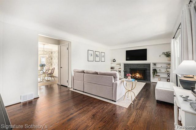 4419 Beverly Court, Royal Oak, MI 48073